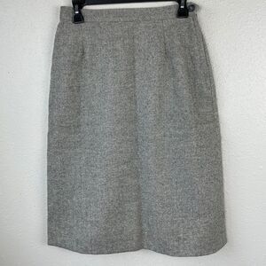 Gray skirt Size 10 EUC